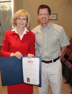 Sandy honors John Kirtley with Commendation at BOCC