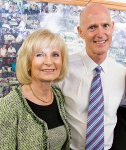 Sandy and Florida Governor Rick Scott had lunch at West Tampa Sandwich Shop and met with residents from the neighborhood.