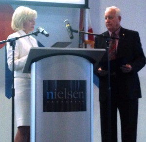 Commissioner Sandy Murman honors Jerry Custin, President of the Upper Tampa Bay Chamber, at the Tampa Bay Manufacturing Association Awards dinner at Nielsen Company in Oldsmar