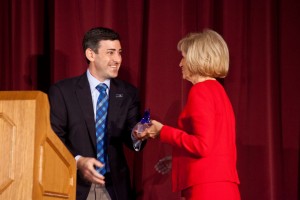Commissioner Sandy Murman was honored by Starting Right, Now at its Lend A Hand Luncheon with the 2016 Soul Award. Matt Silverman of the Tampa Bay Rays presented her with the award for her work with SRN and homeless teens.