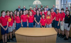 Sandy hosted a group of students from St. Stephens Catholic School at a recent meeting of the Hillsborough County Board of County Commissioners.